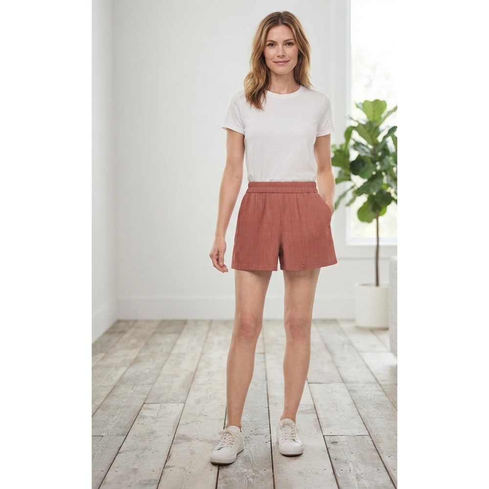 Three Dots Womens Red Textured Elastic Waist Pull On Shorts Size Large NWT